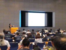 講師　塚越奈々子氏