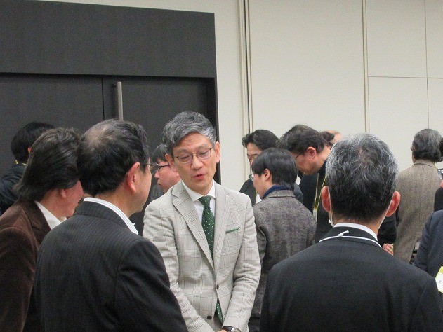 講師を交えて交流